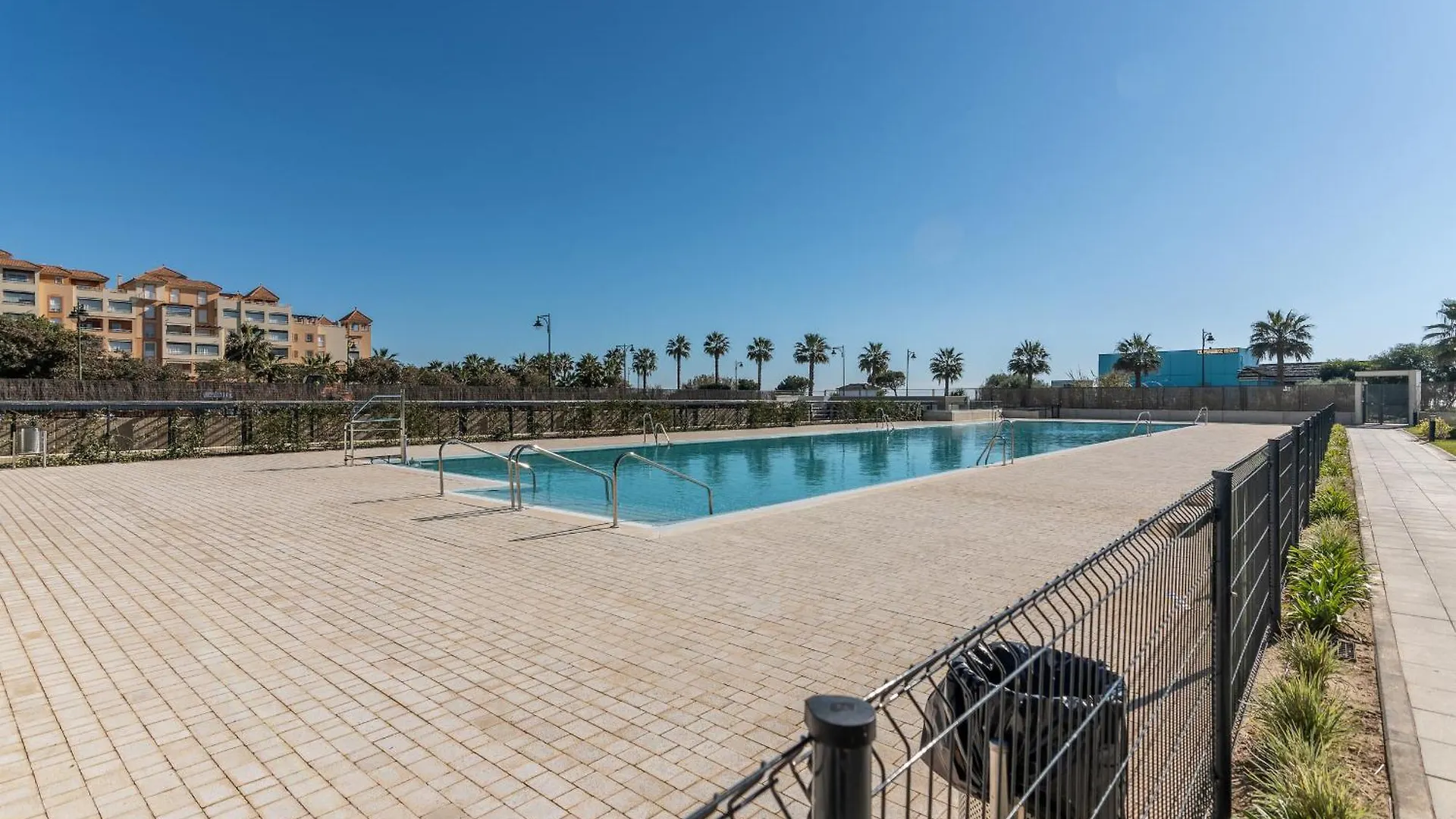 Los Flamencos By H - Playa De Los Haraganes Hlhf4304Pe60 إيسلا كانيلا